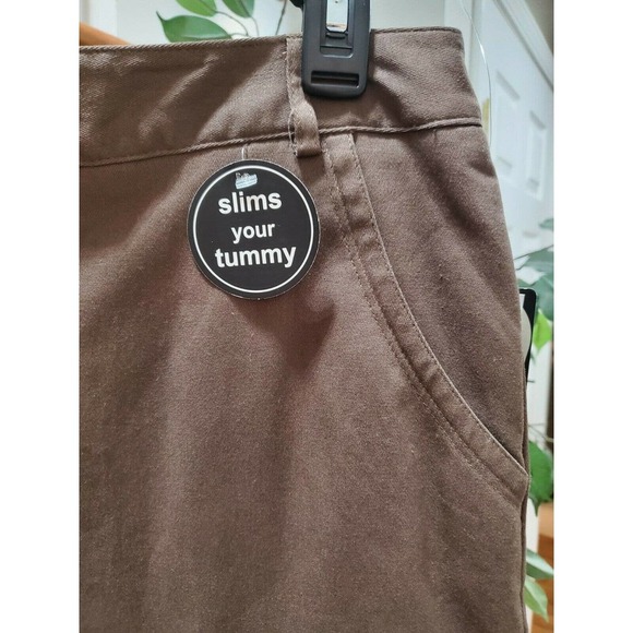 Counterparts Women's Solid Brown Polyester Mid Rise Comfort Waist capris 16 - Picture 3 of 12